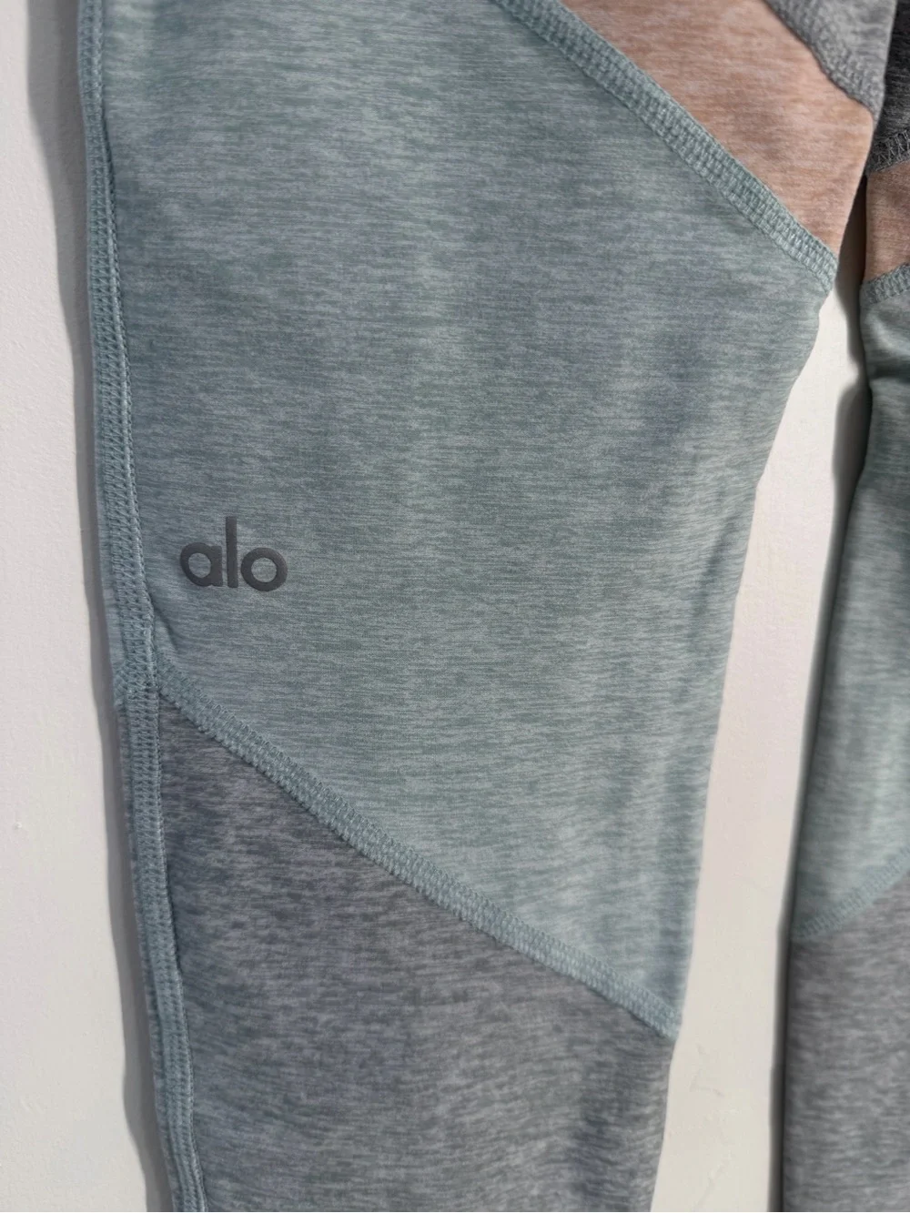 Alo Yoga Sheila High-Waist Alosoft Leggings Women XS Gray